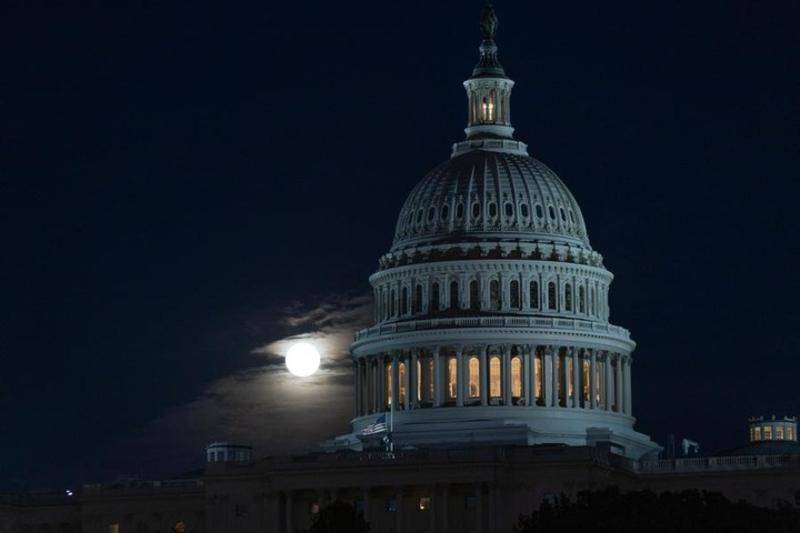 (Multimédia) Etats-Unis : plus de 1.000 vols annulés en raison des conséquences du "shutdown"